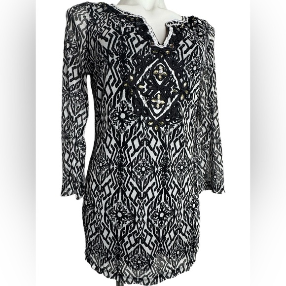 INC International Concepts Embellished Tunic Top Black White Tribal Boho M - Picture 1 of 8